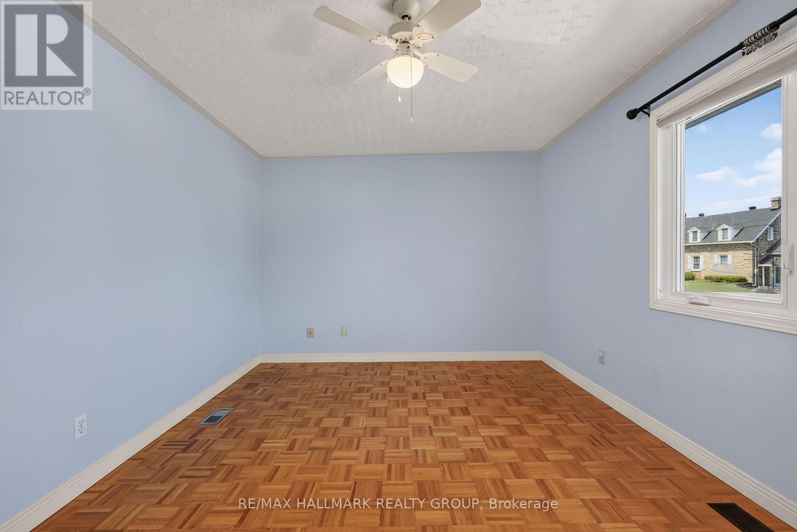2205 WOODS STREET - Image 19