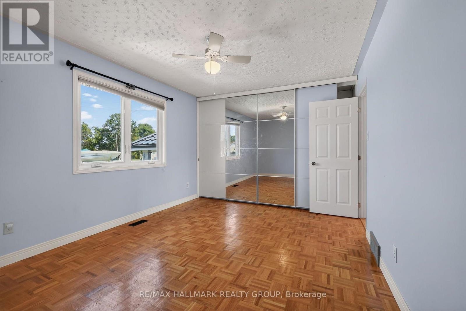 2205 WOODS STREET - Image 20