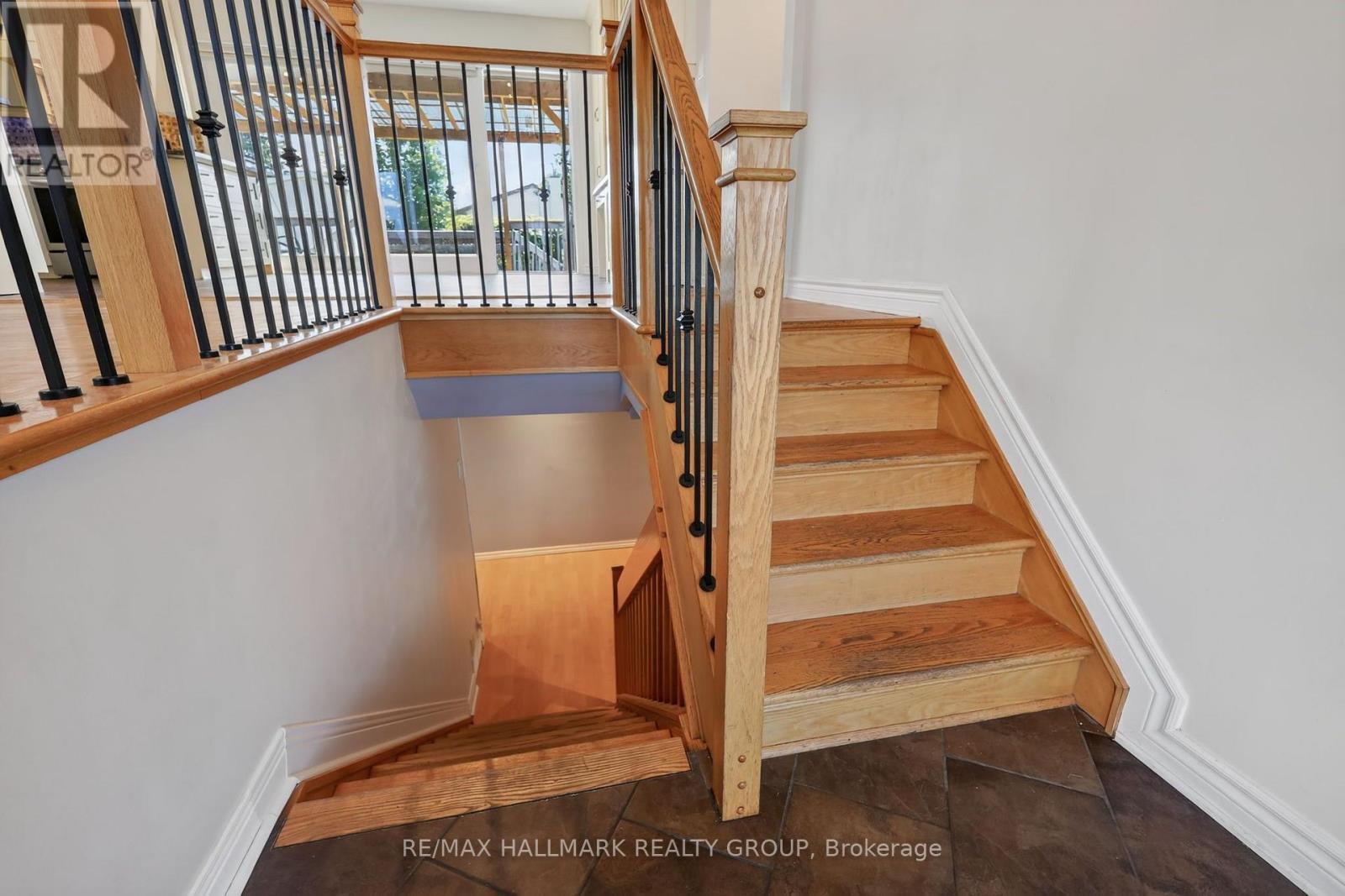 2205 WOODS STREET - Image 25