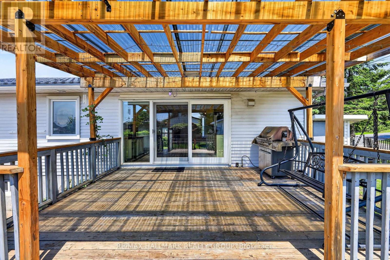2205 WOODS STREET - Image 36