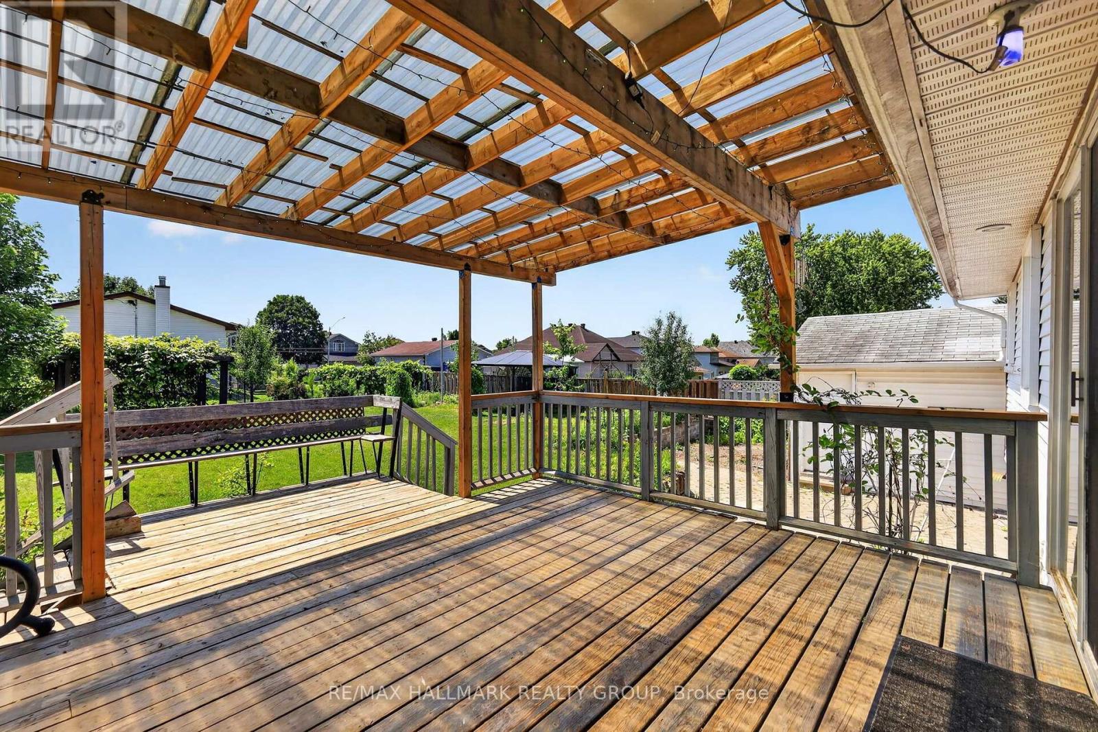 2205 WOODS STREET - Image 38