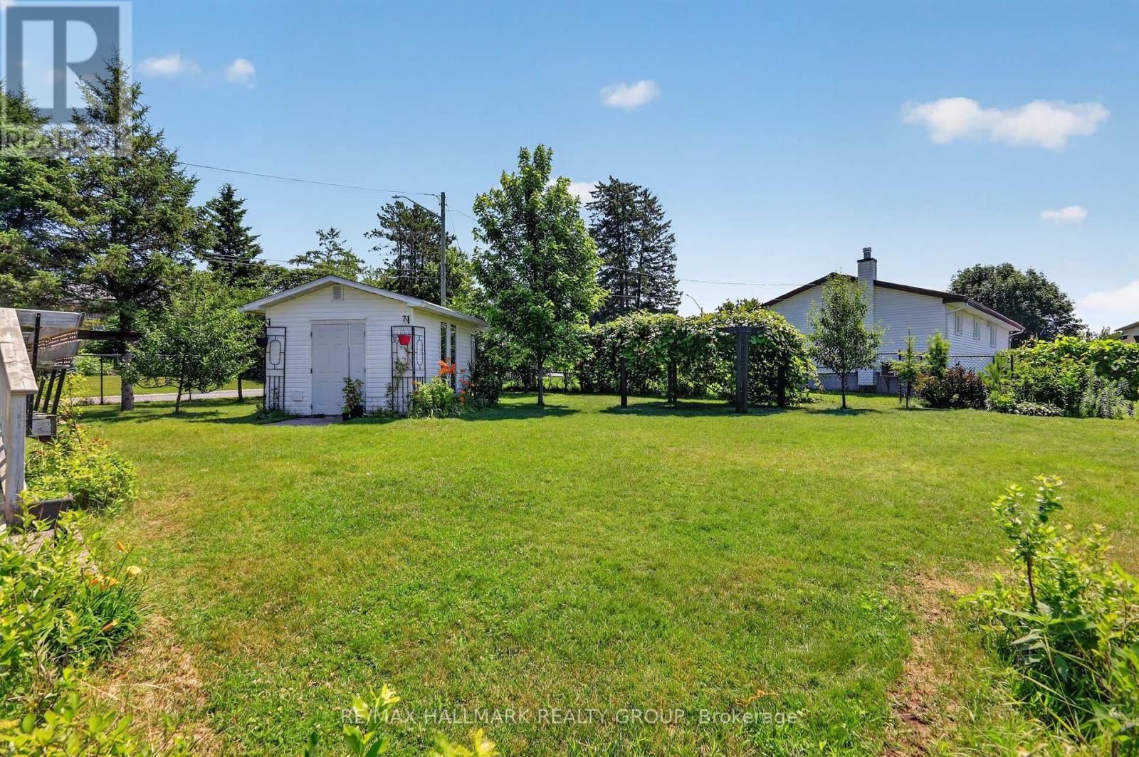 2205 WOODS STREET - Image 44