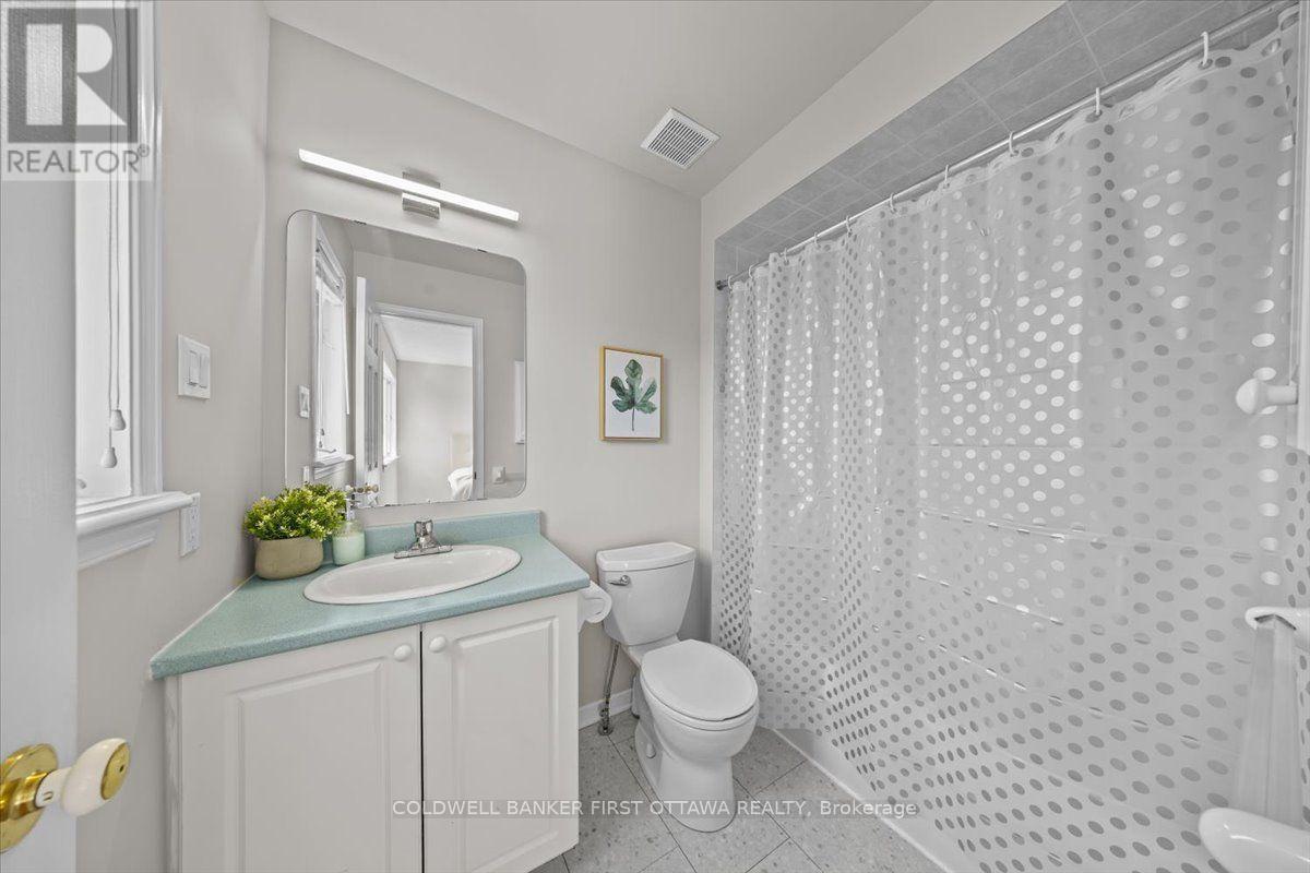 46 MARGRAVE AVENUE, Ottawa. Luxury613. By Peter Sagos - Image 24
