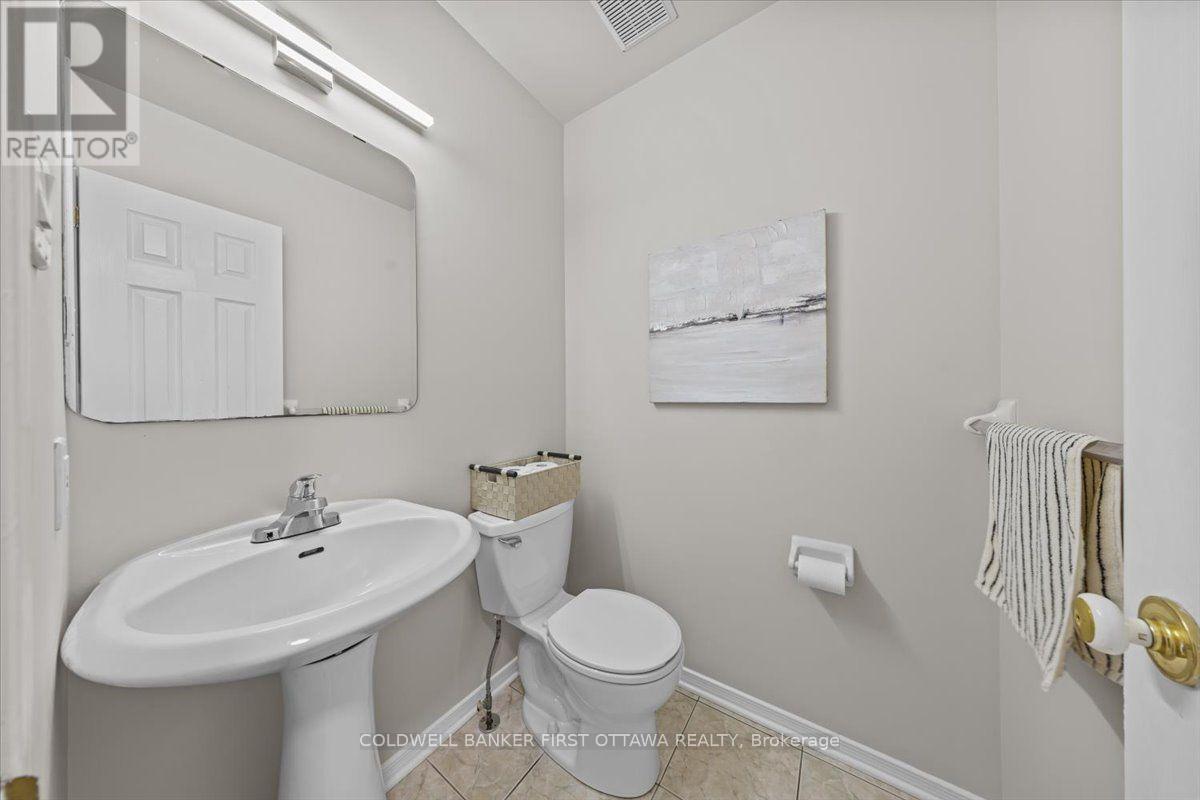 46 MARGRAVE AVENUE, Ottawa. Luxury613. By Peter Sagos - Image 26