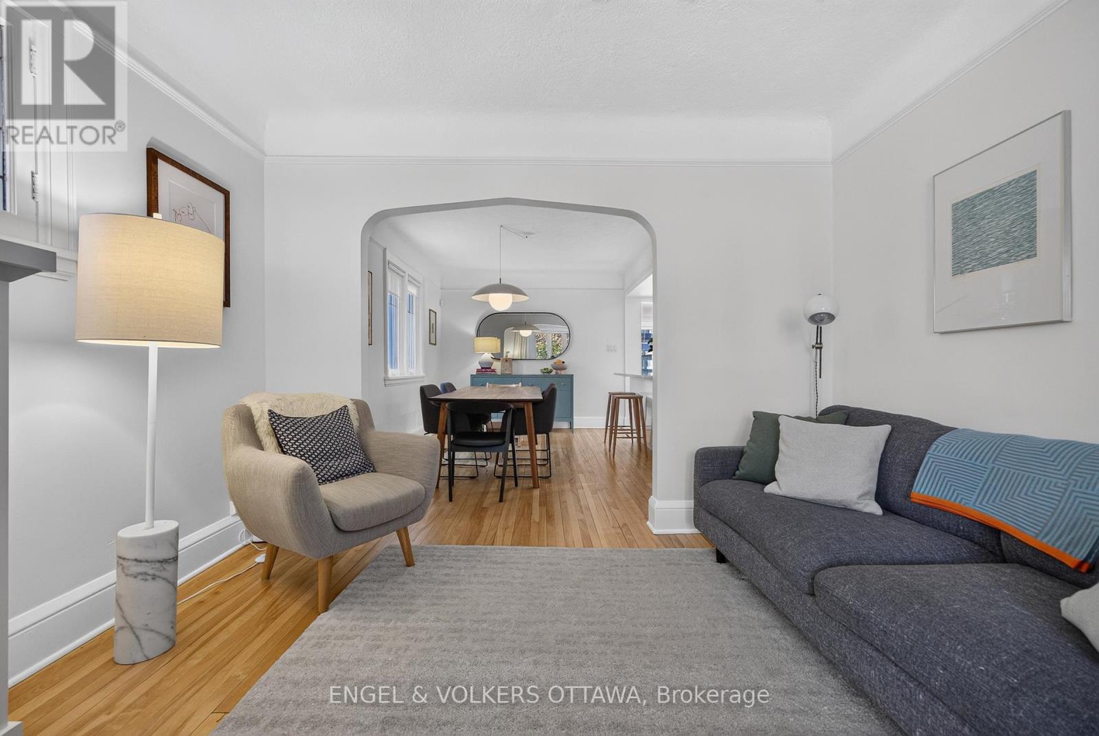 3 Bed, 2 Bath House for Sale in Ottawa – 174 HICKORY STREET, Ottawa – MLS# X13539118 - Image 11