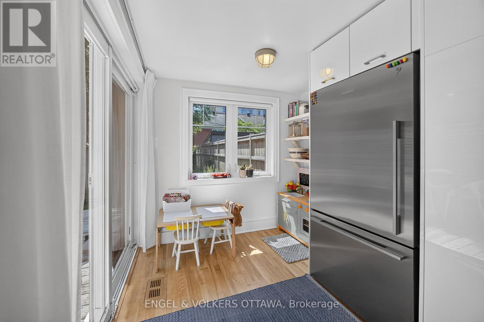 3 Bed, 2 Bath House for Sale in Ottawa – 174 HICKORY STREET, Ottawa – MLS# X13539118 - Image 24