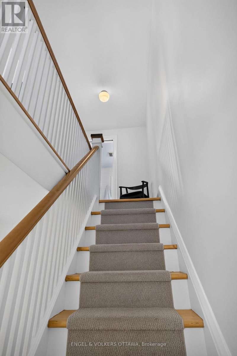 3 Bed, 2 Bath House for Sale in Ottawa – 174 HICKORY STREET, Ottawa – MLS# X13539118 - Image 26