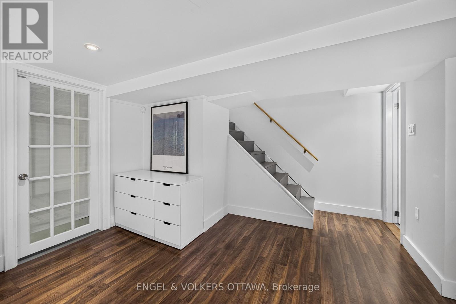 3 Bed, 2 Bath House for Sale in Ottawa – 174 HICKORY STREET, Ottawa – MLS# X13539118 - Image 42