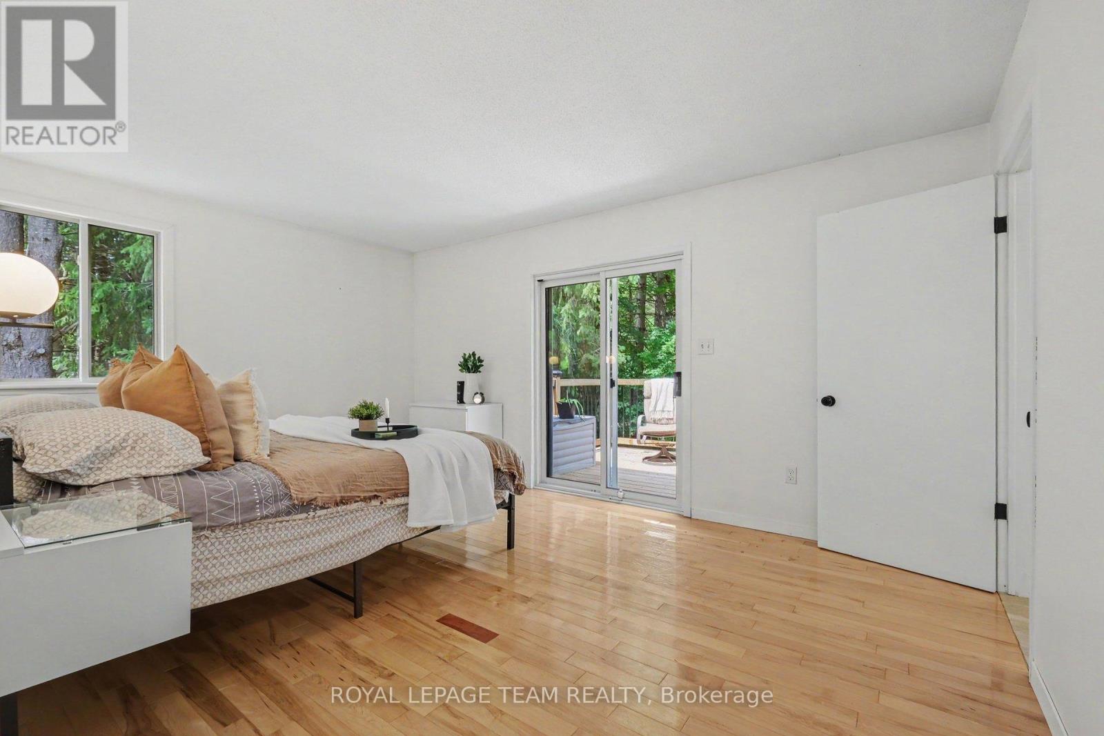 2985 MCGOVERN ROAD E - 14