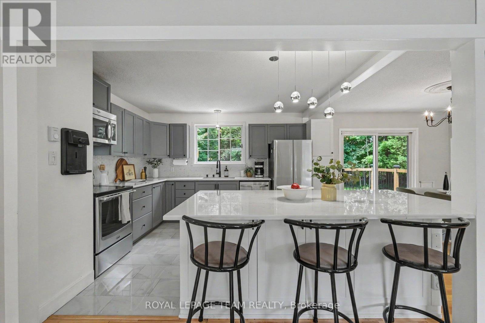 2985 MCGOVERN ROAD E - 5
