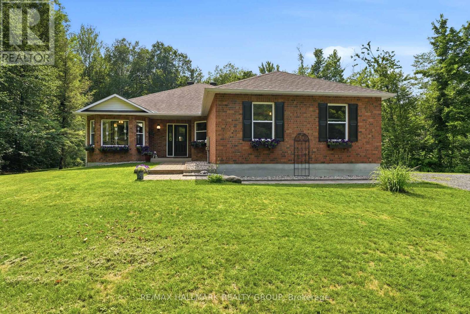 18 JOSTEEN DRIVE - 1