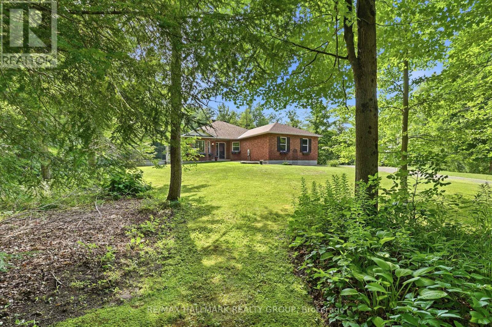 18 JOSTEEN DRIVE - 2