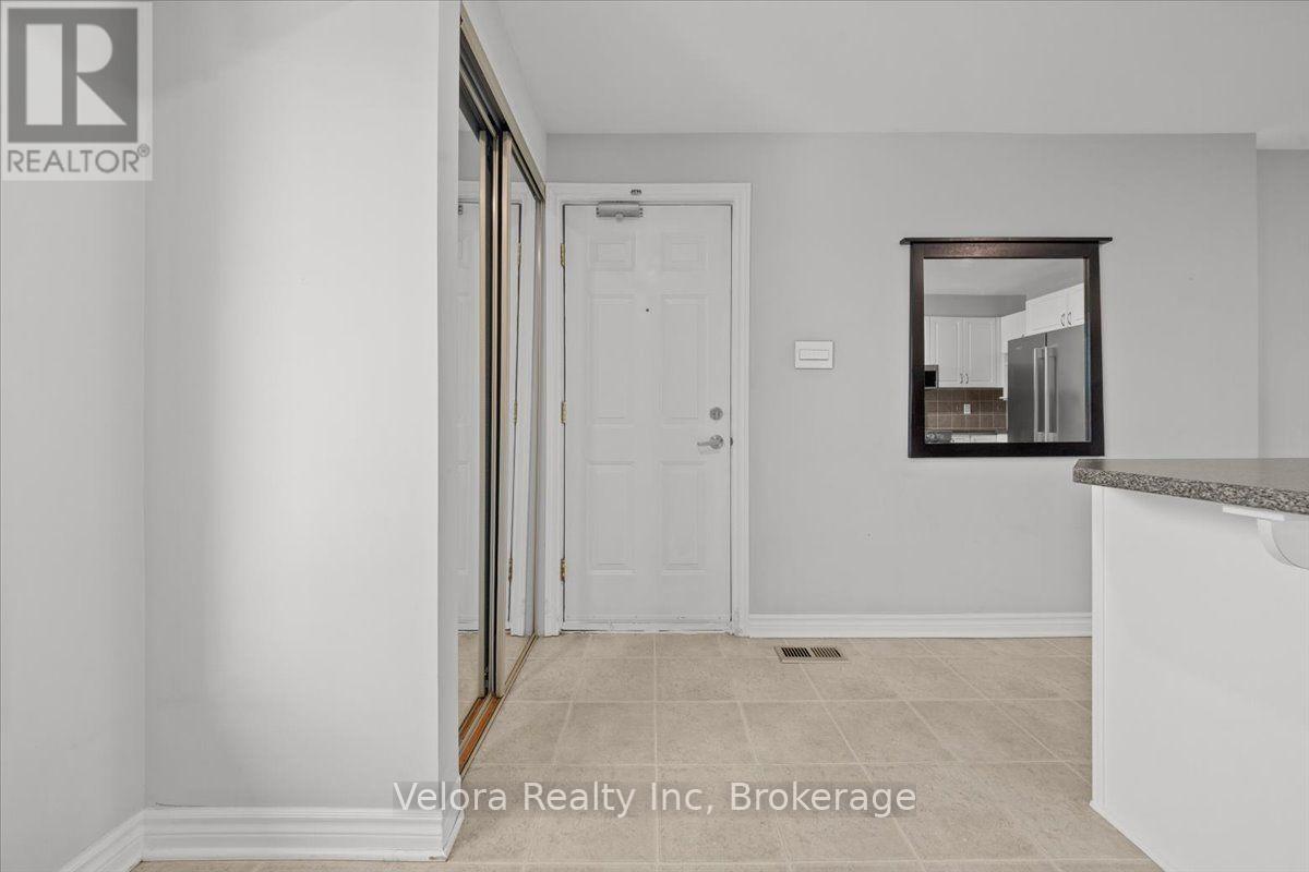 639 LAKERIDGE DRIVE - 2