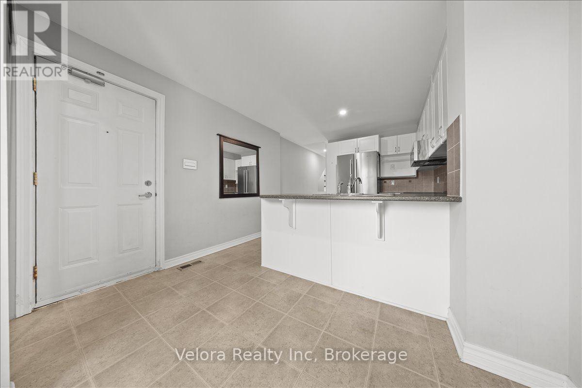639 LAKERIDGE DRIVE - 4