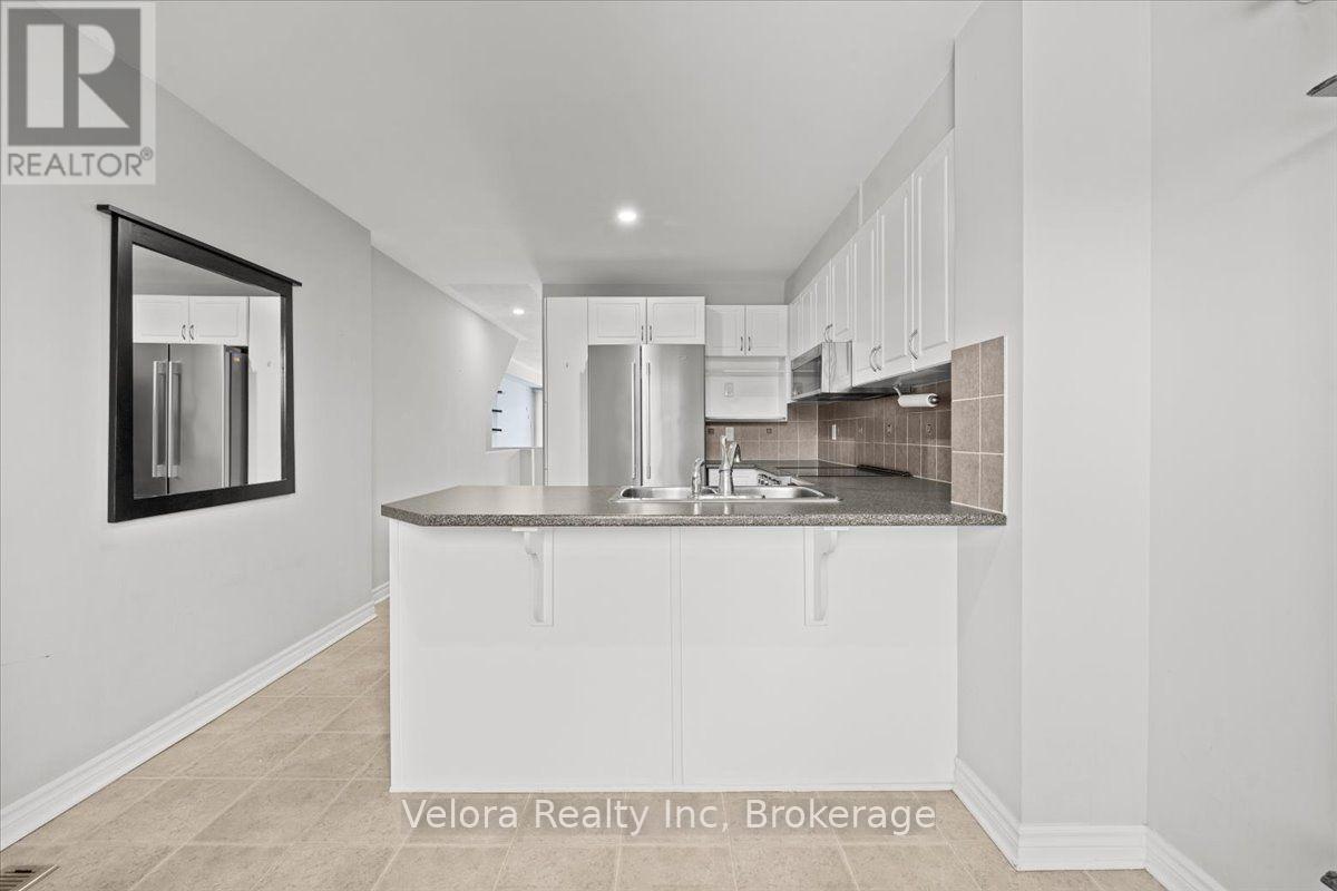 639 LAKERIDGE DRIVE - 5