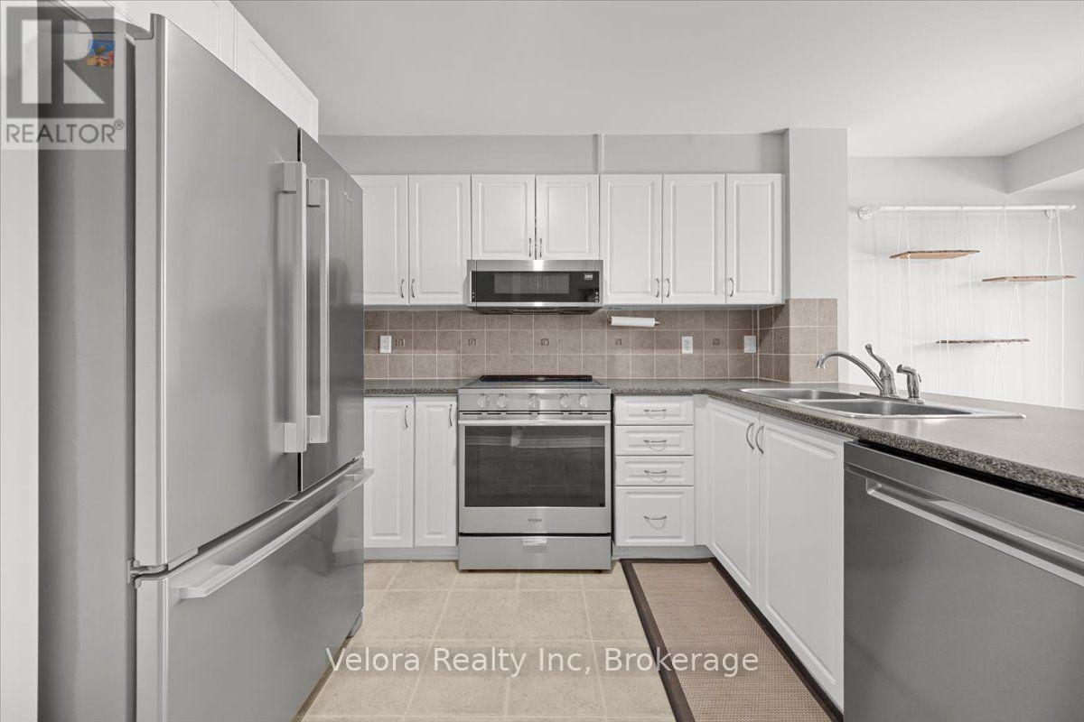 639 LAKERIDGE DRIVE - 7