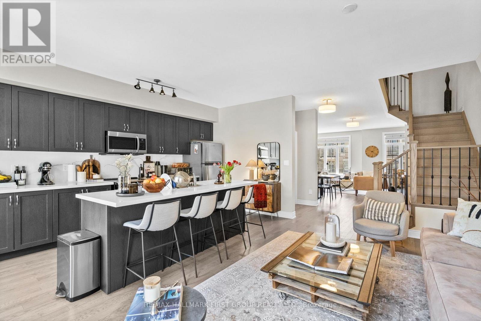 22 PHILLIPSEN WAY - 15