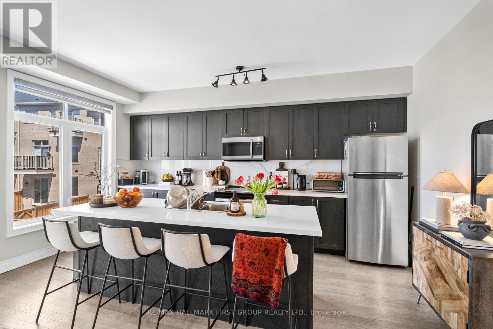 22 PHILLIPSEN WAY - 18