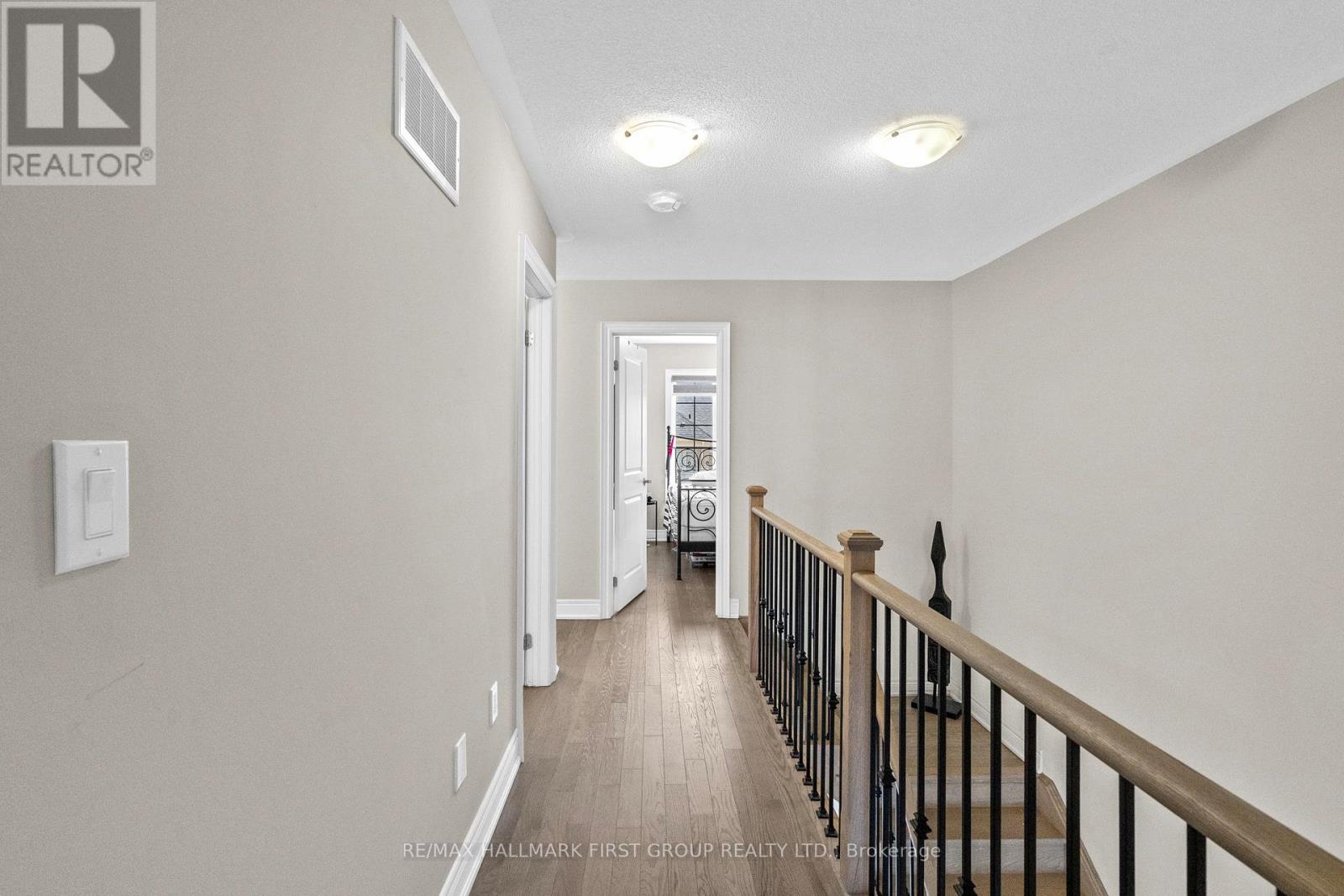22 PHILLIPSEN WAY - 22