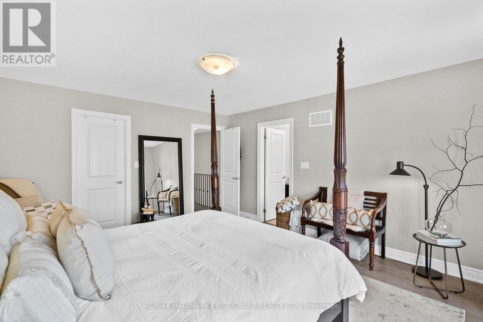 22 PHILLIPSEN WAY - 25