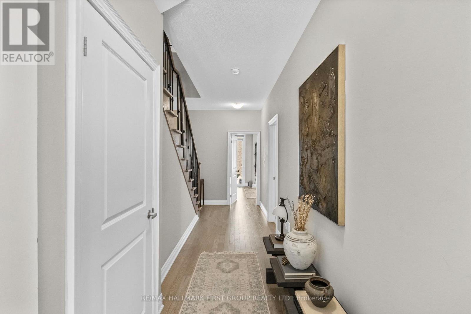 22 PHILLIPSEN WAY - 3