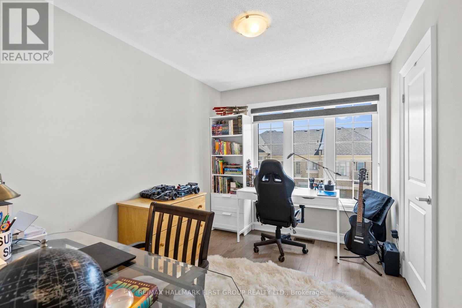 22 PHILLIPSEN WAY - 30