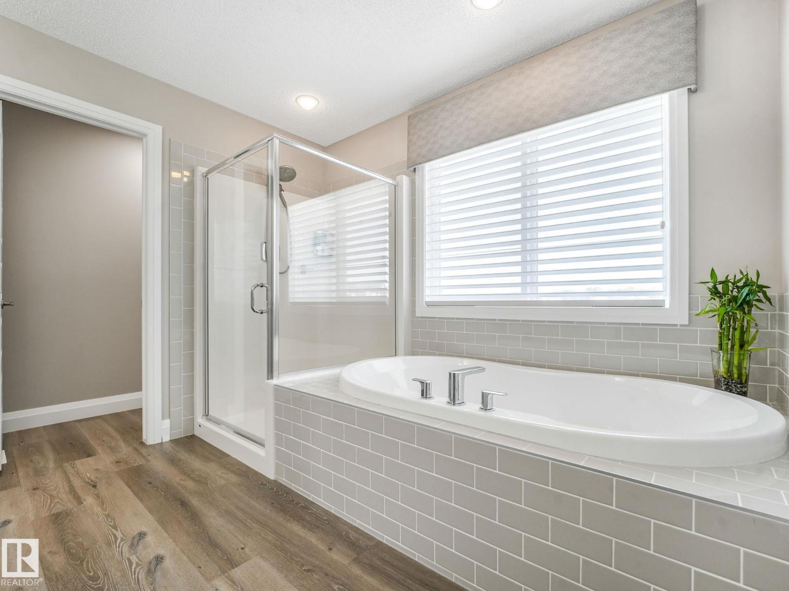 2716 202 ST NW - 36