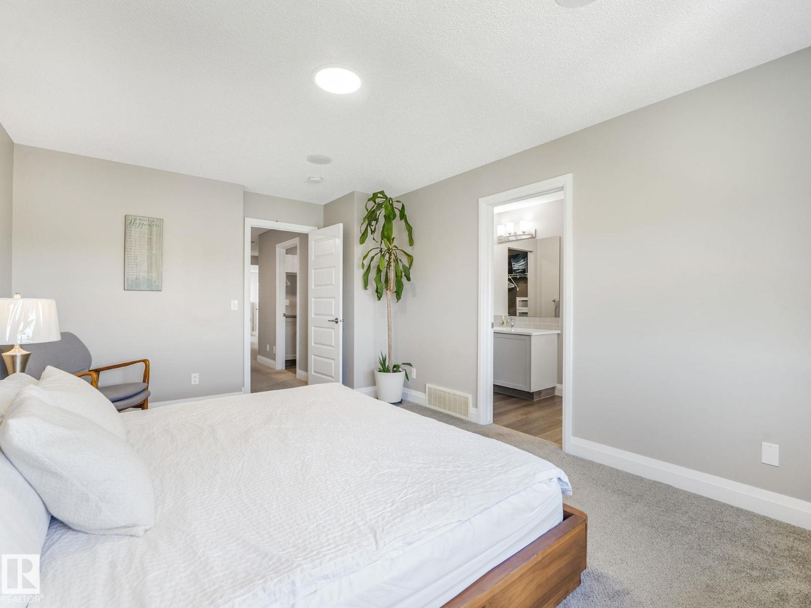 2716 202 ST NW - 35