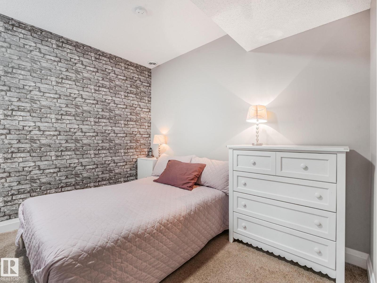 2716 202 ST NW - 54