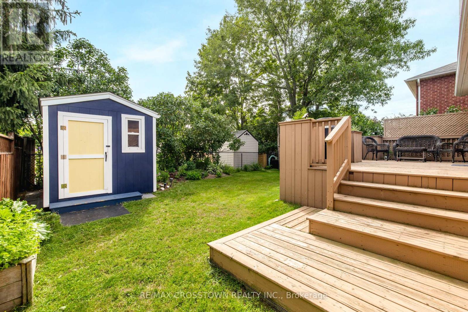 11 REVELSTOKE COURT - 48