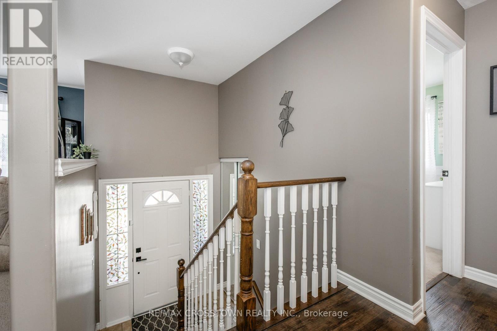 11 REVELSTOKE COURT - 6