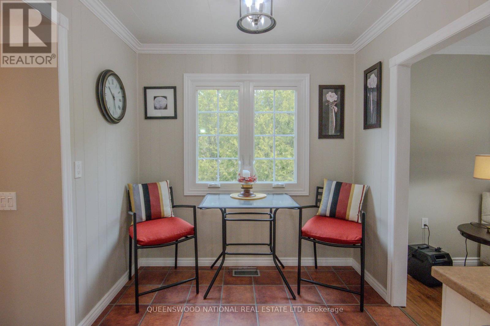 121 SANDHILL DRIVE - 23