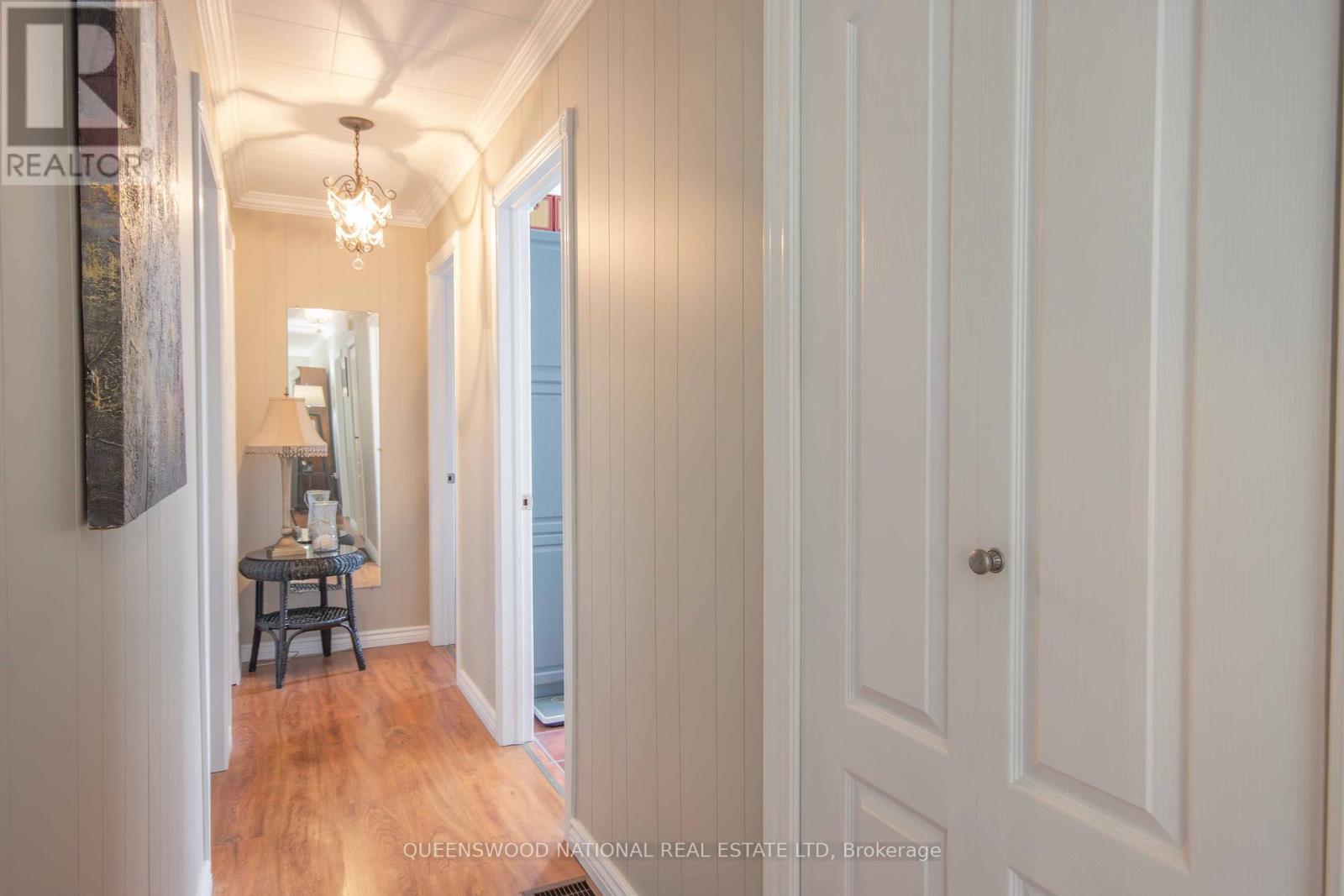 121 SANDHILL DRIVE - 30