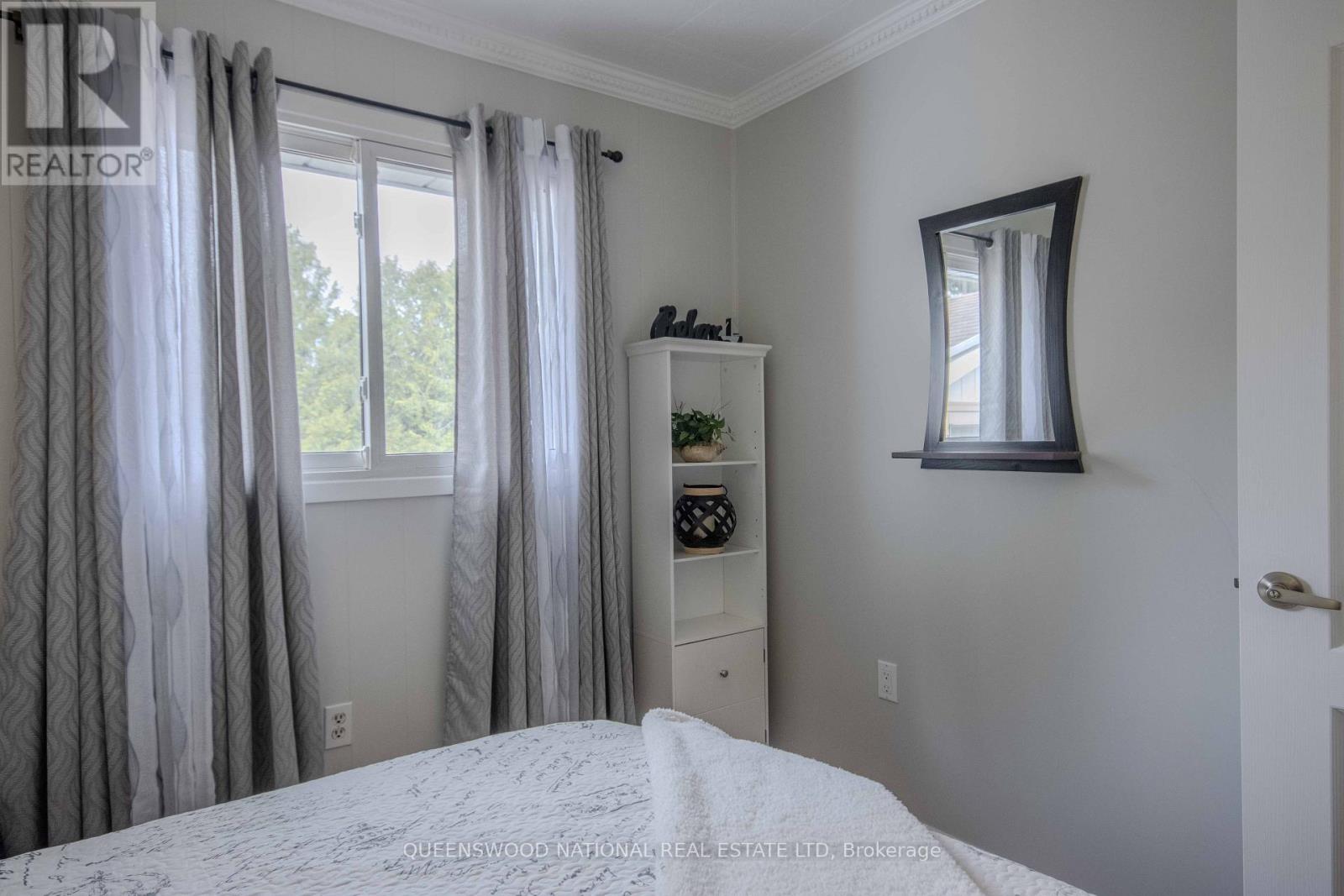 121 SANDHILL DRIVE - 11
