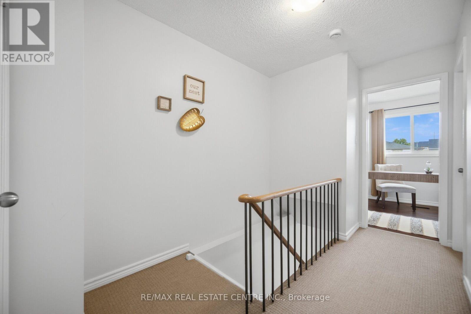 706 CARRYING PLACE - Image 24