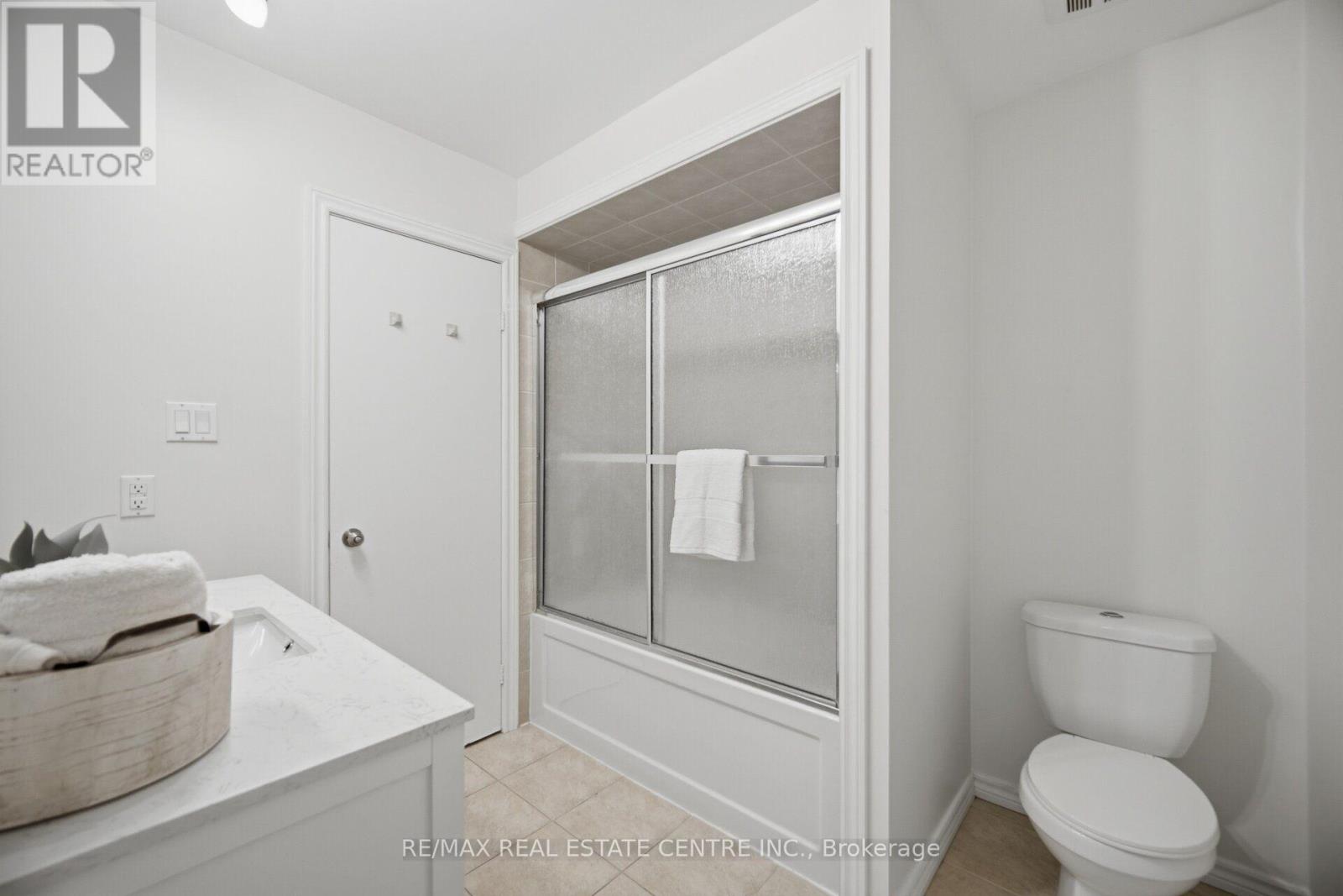 706 CARRYING PLACE - Image 30