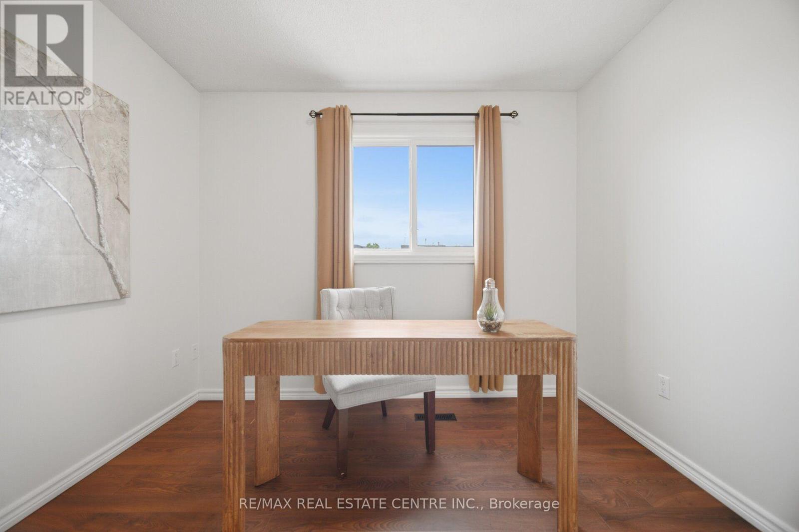 706 CARRYING PLACE - Image 37