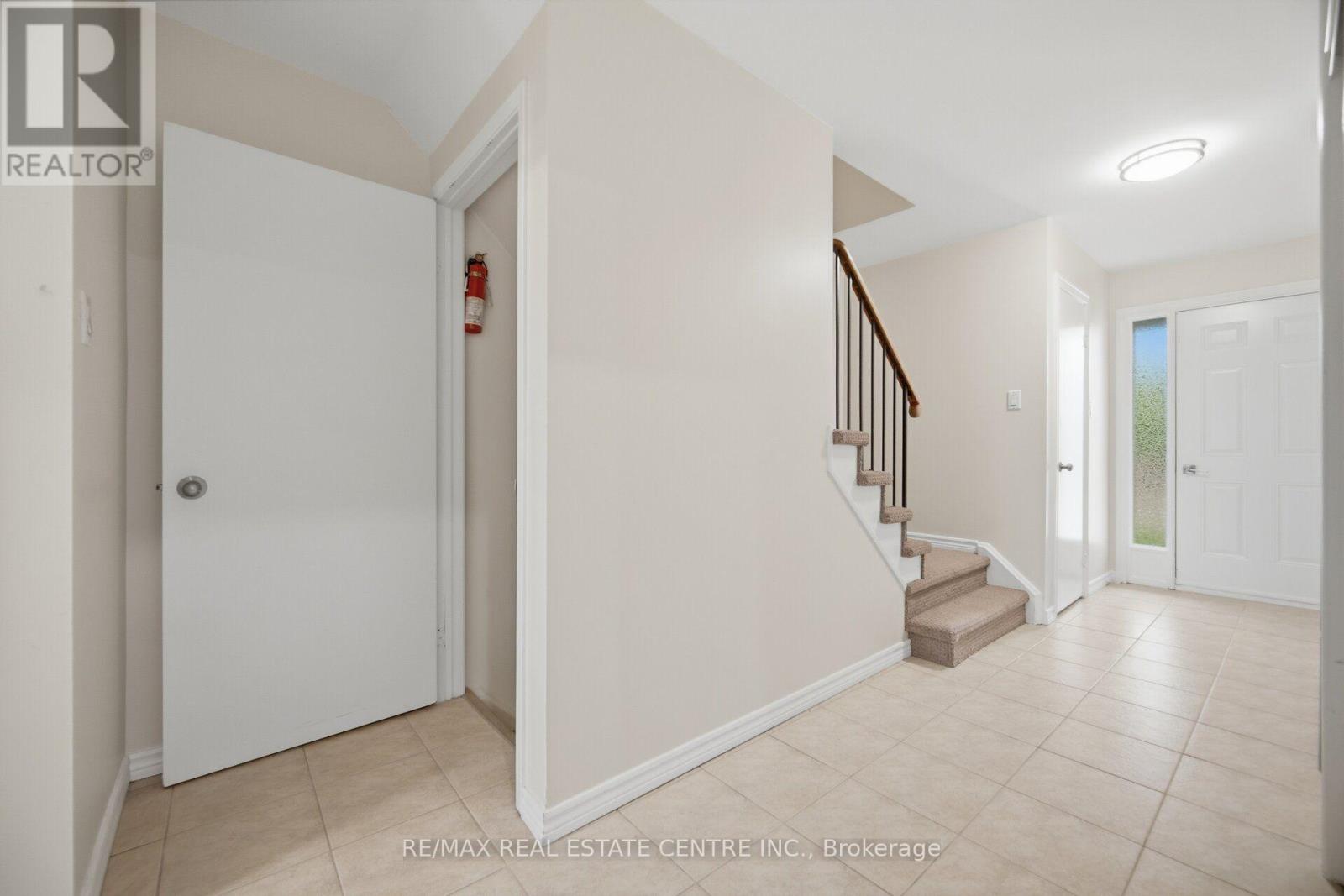 706 CARRYING PLACE - Image 39