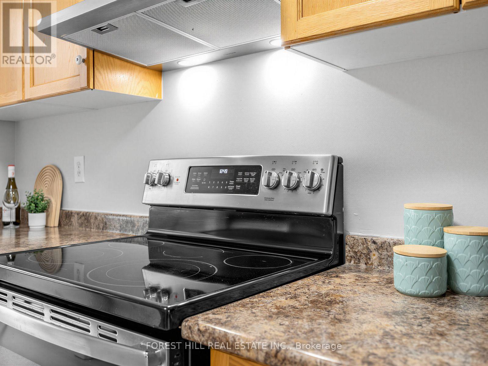41 PRAIRIE ROSE CIRCLE - 24