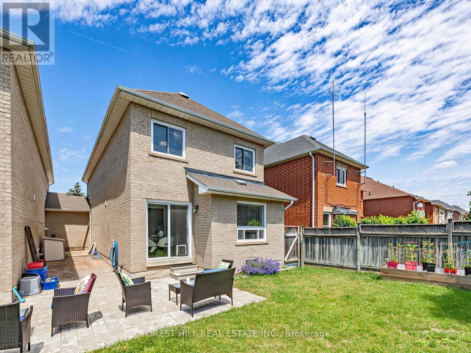 41 PRAIRIE ROSE CIRCLE - 42