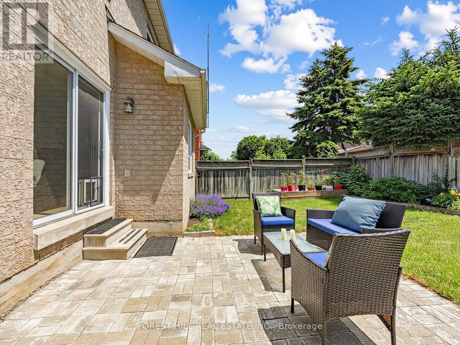 41 PRAIRIE ROSE CIRCLE - 46