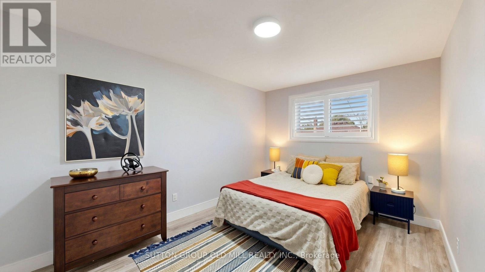 19 ASCOT AVENUE - 17