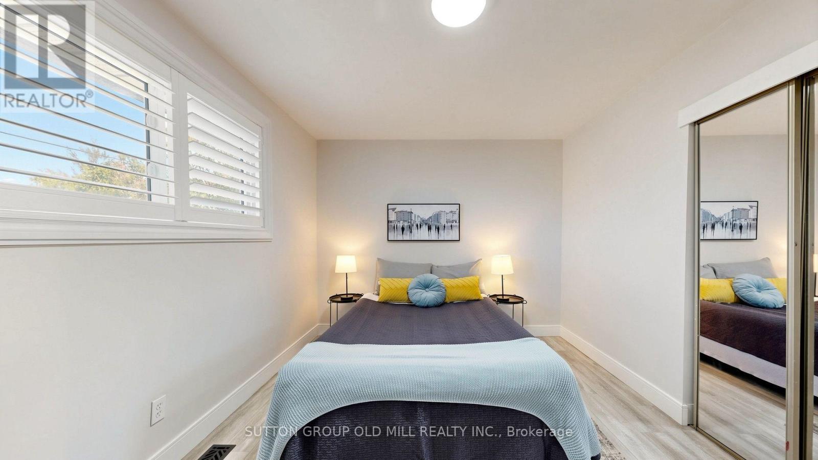 19 ASCOT AVENUE - 21