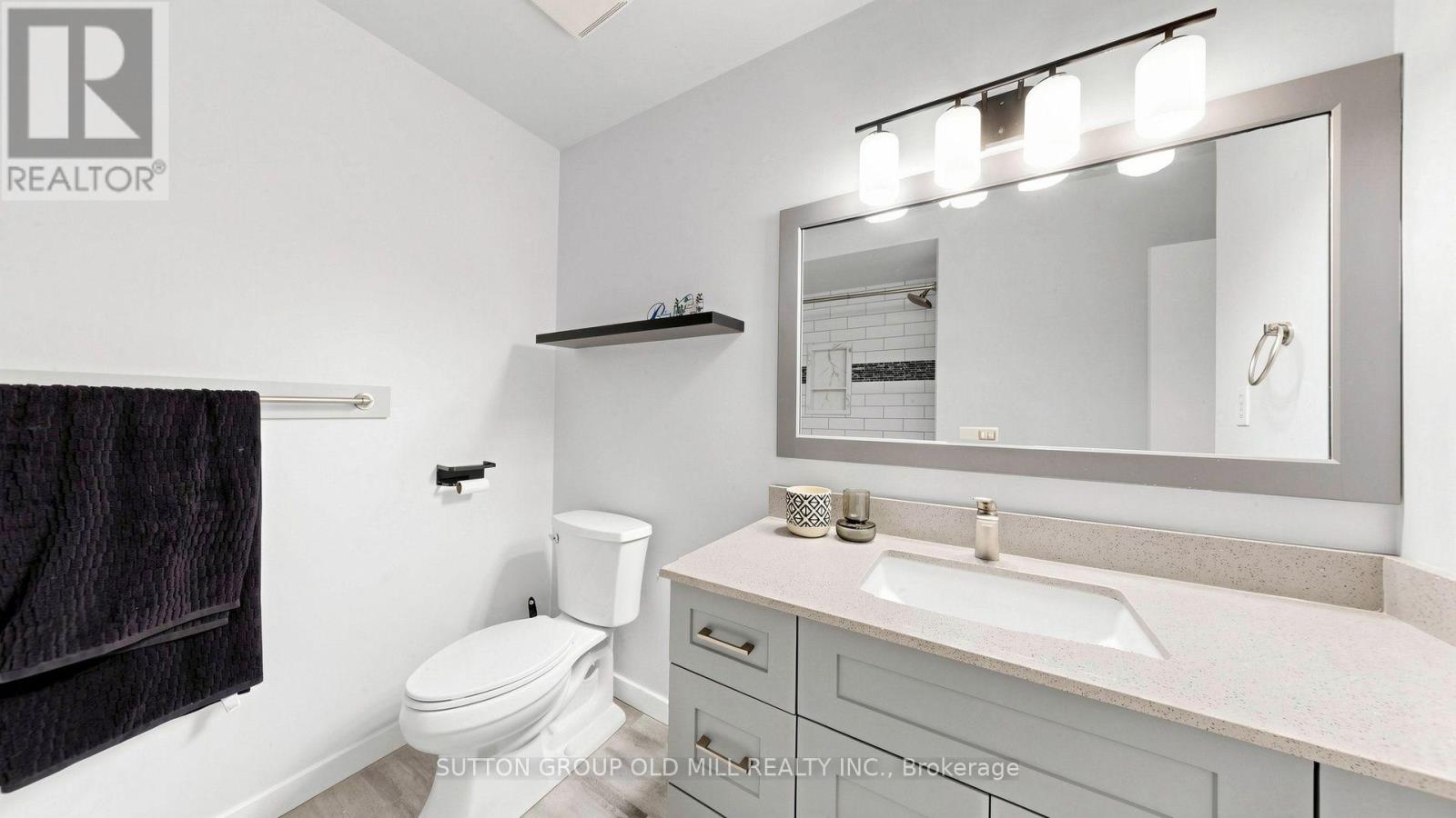 19 ASCOT AVENUE - 27