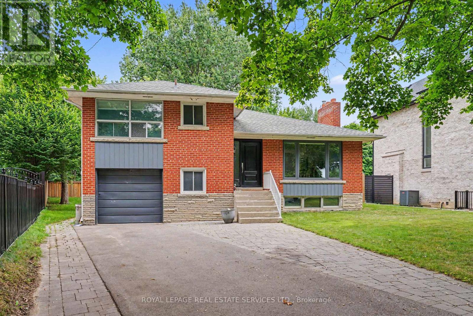 14 MOSSFORD COURT - 2