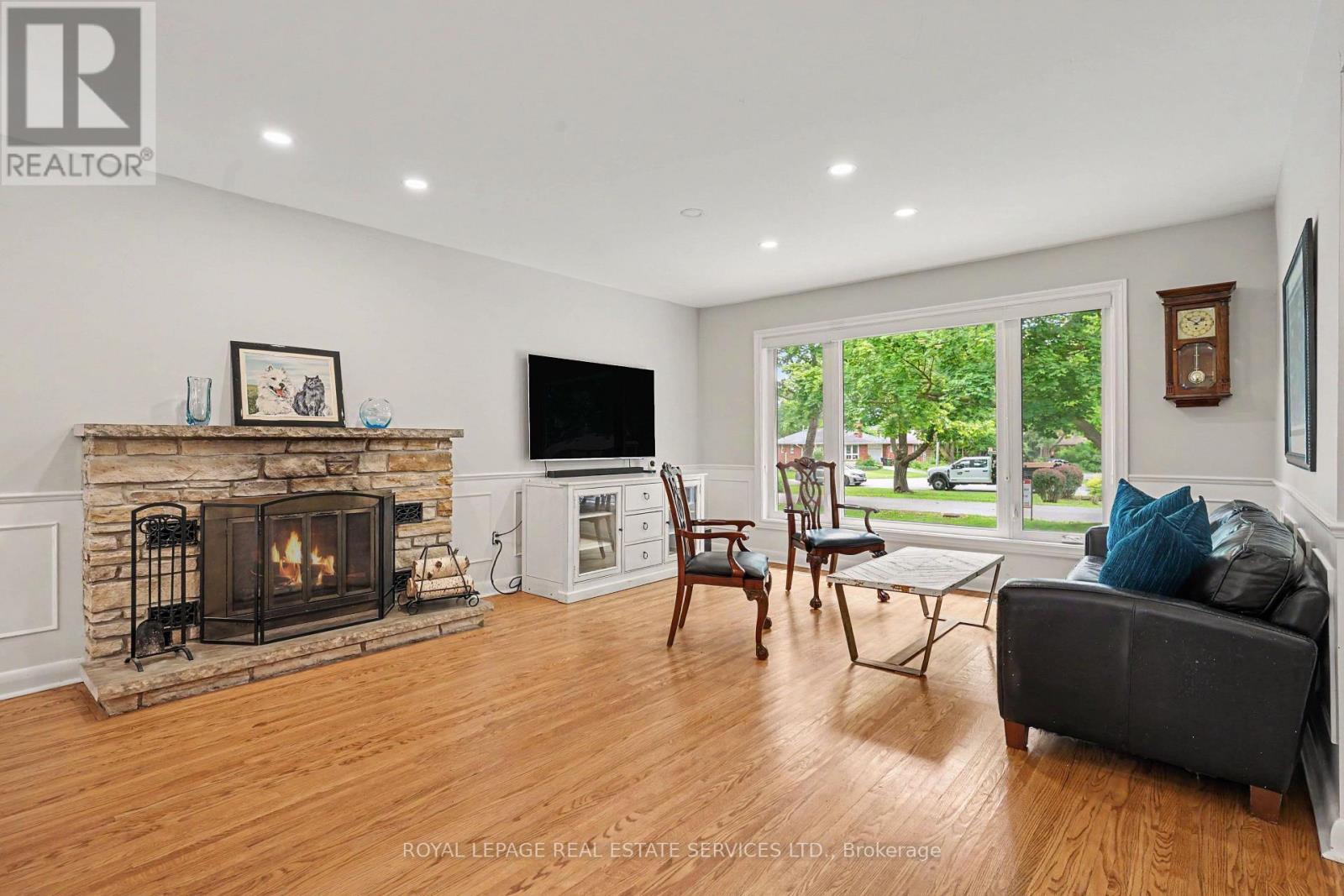14 MOSSFORD COURT - 5