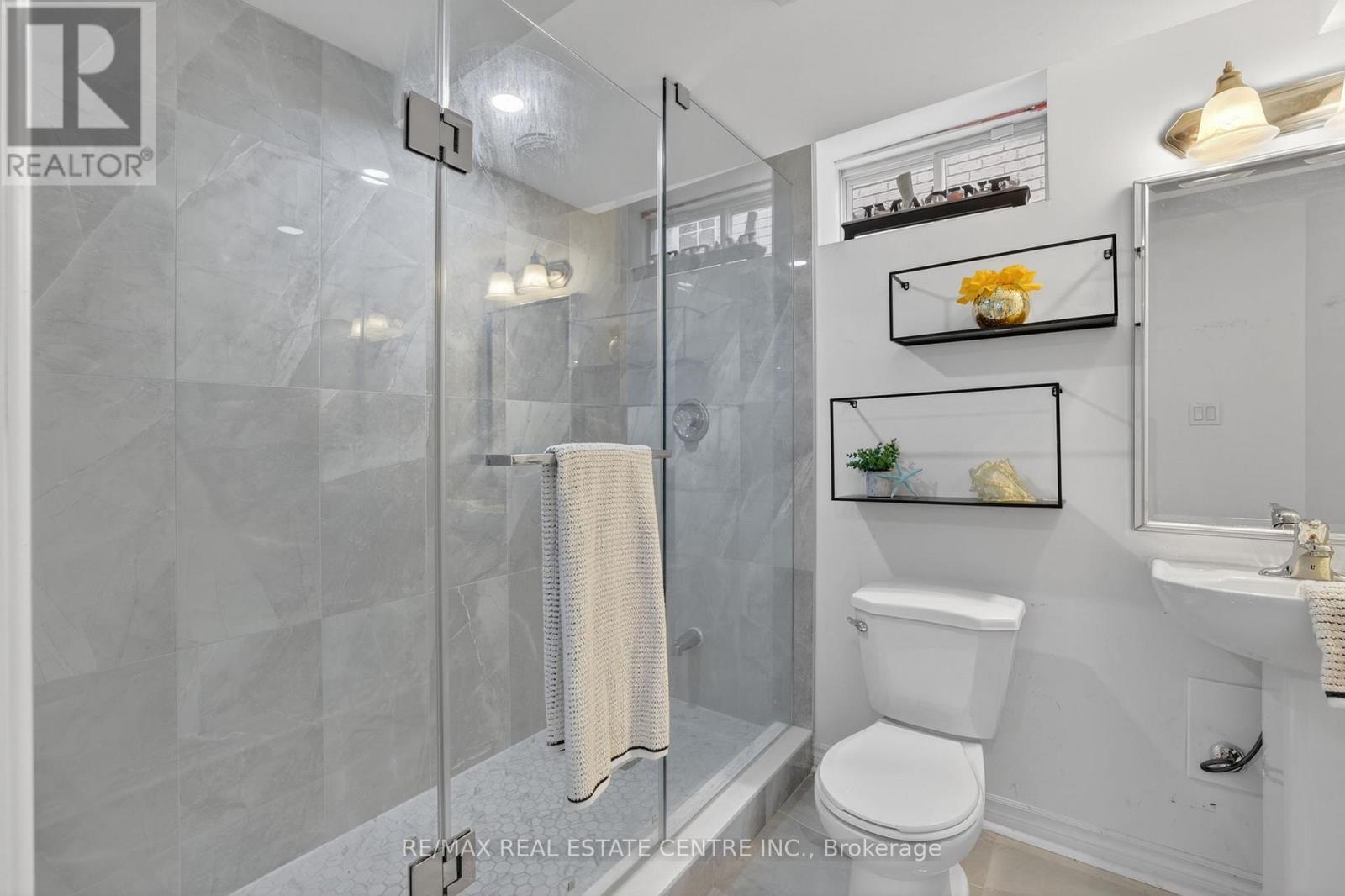 27 DREW BROWN BOULEVARD - Image 44