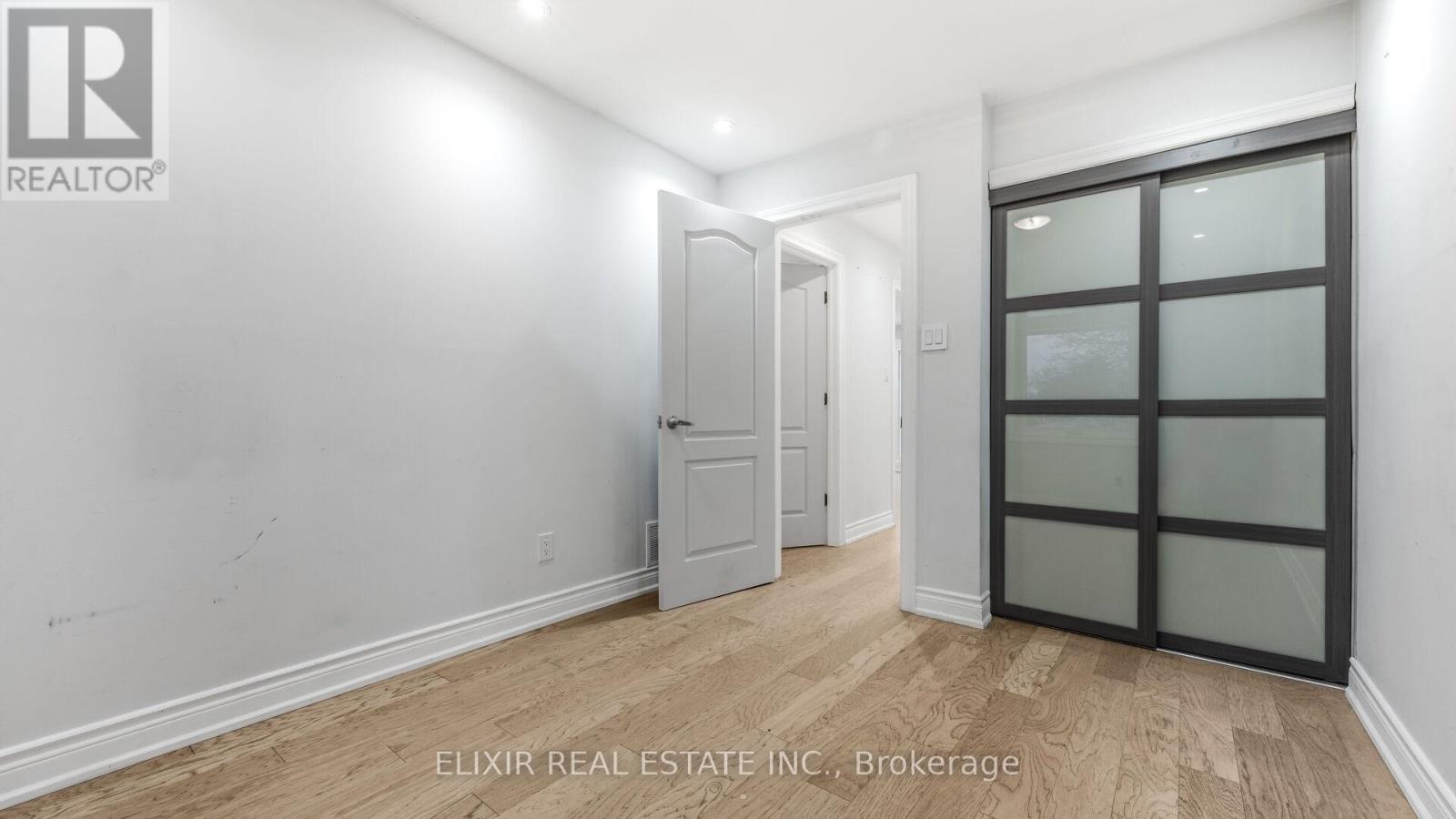 43 BROMLEY CRESCENT - 31