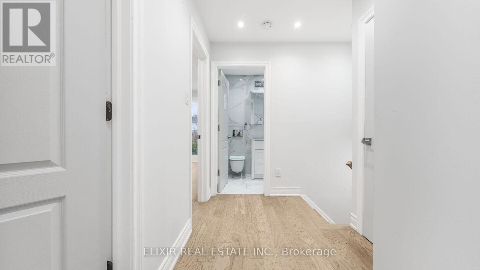 43 BROMLEY CRESCENT - 34