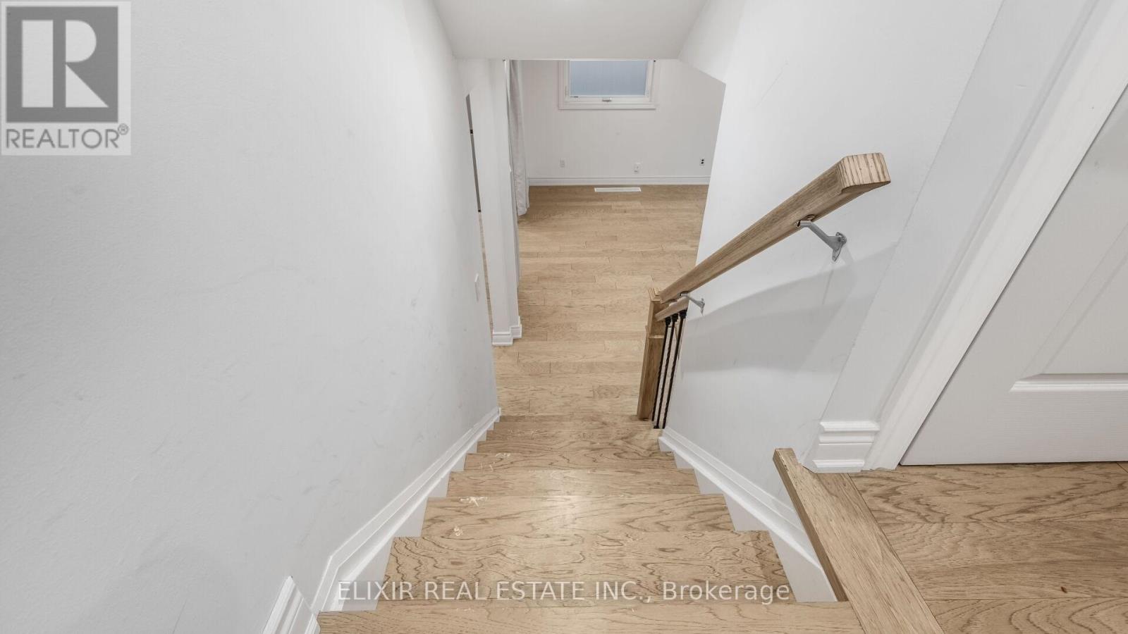 43 BROMLEY CRESCENT - 36